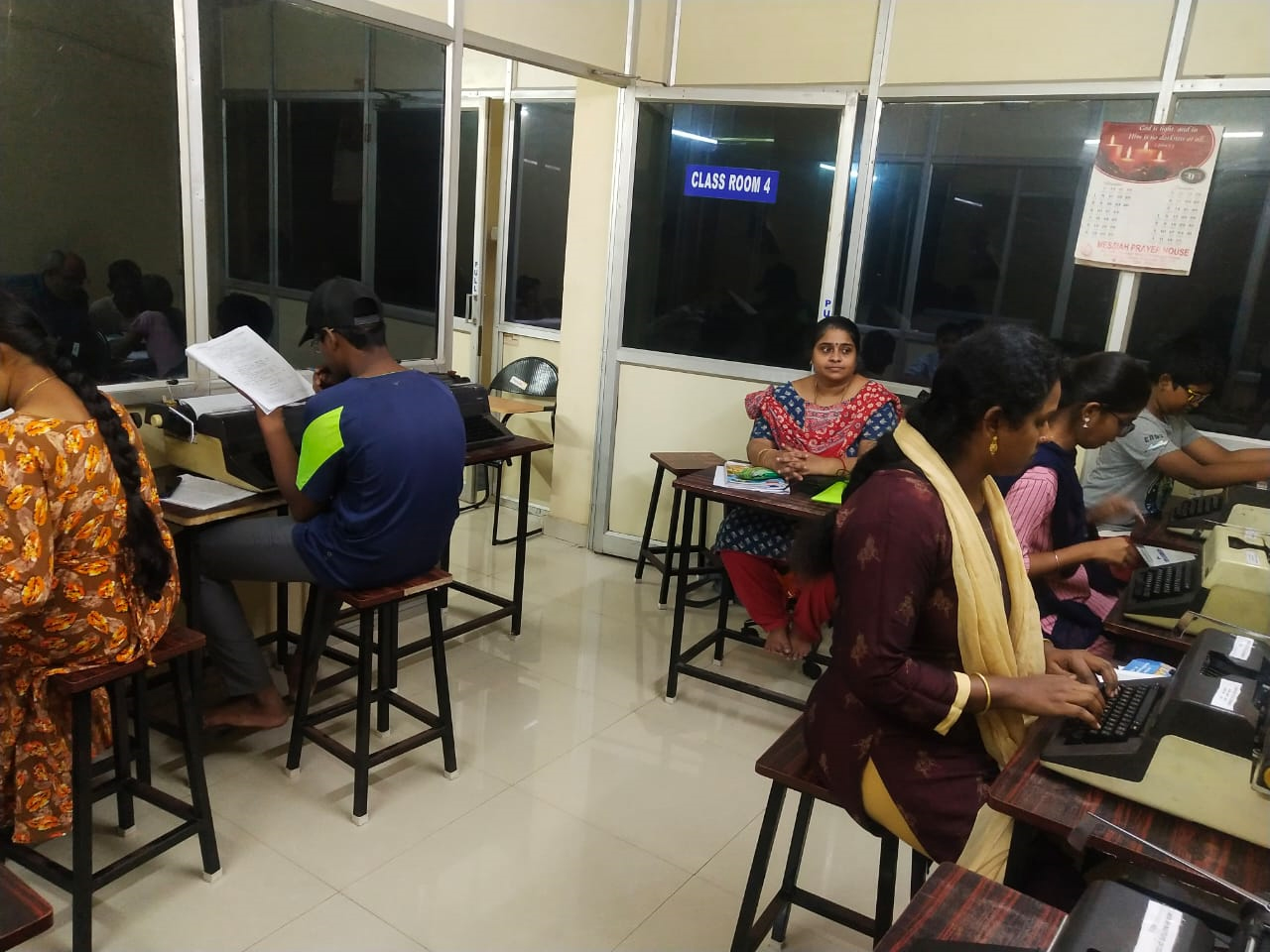 Iyappa Tuition Centre - Spoken Hindi and Spoken English, Computer Basic Classes Free for our Tuition Students Only